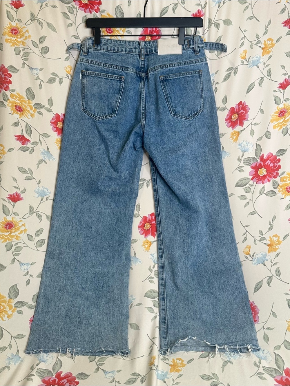 PRINCESS POLLY | Holly Asymmetric Straight Leg Jeans| Waist Detail | Size 4 - Picture 5 of 5